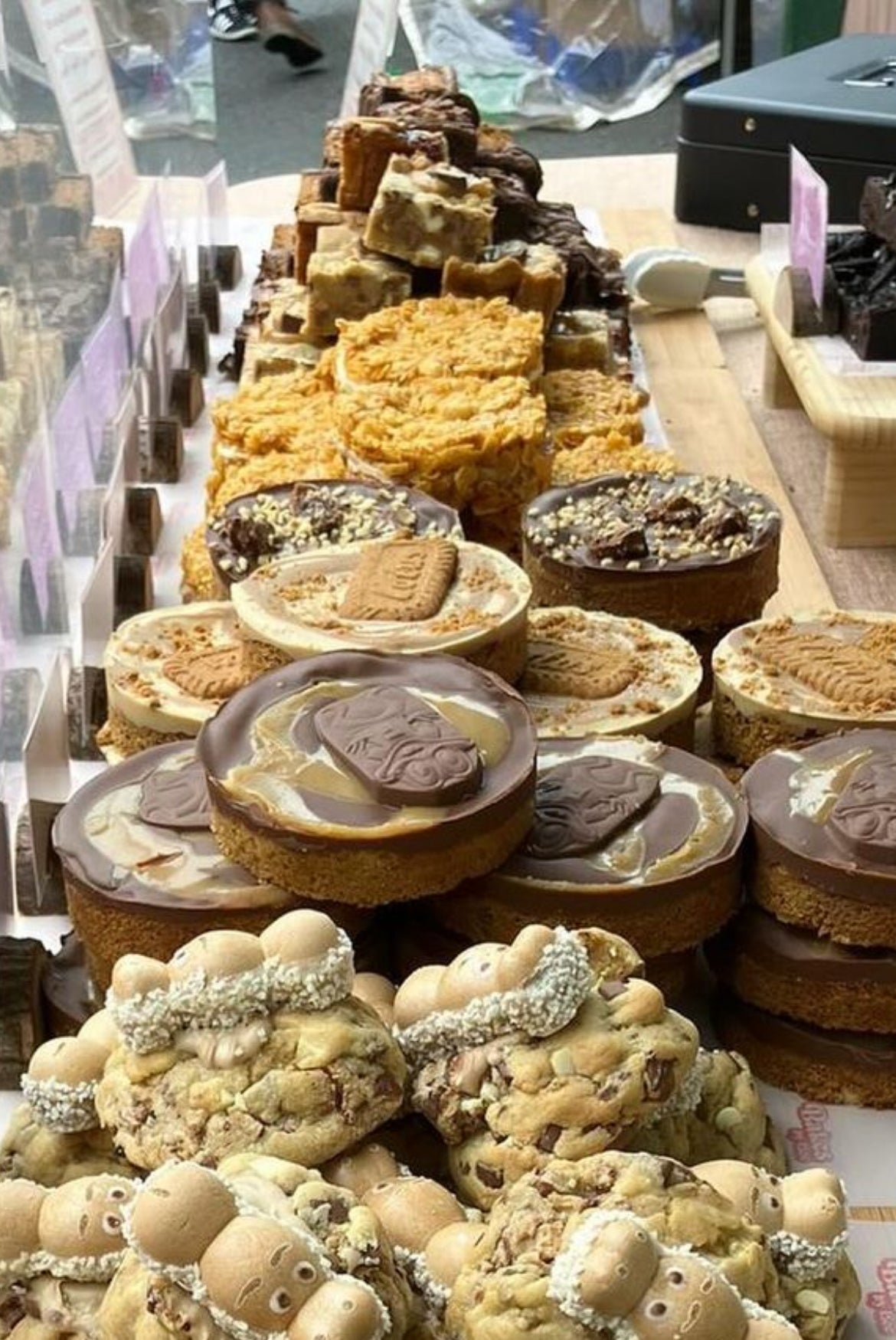 Deep Dish Cookies